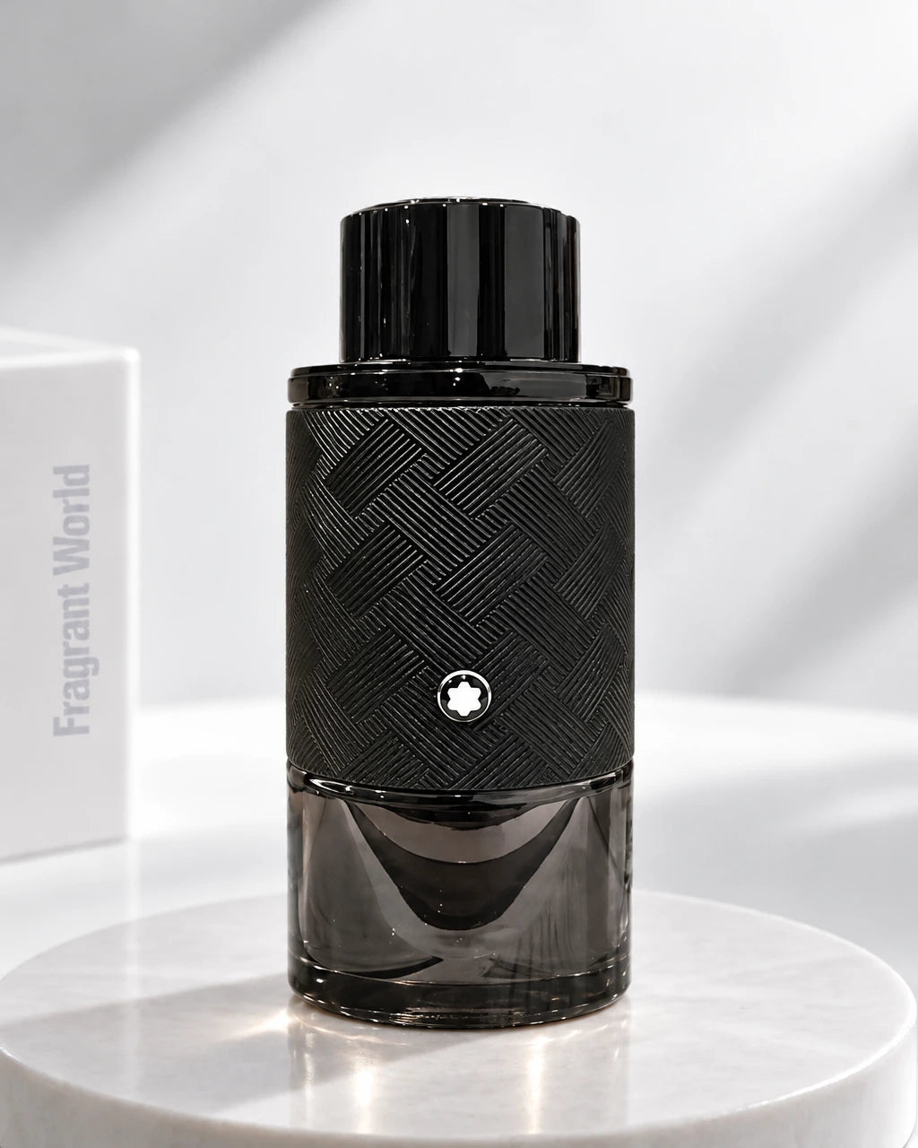 Montblanc EXPLORER EXTREME | Recreate @visual reference 2 exactly as it is but my fragrance instead of the one in it, very naturally.