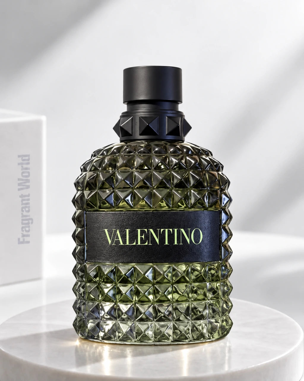 Valentino UOMO BORN IN ROMA GREEN STRAVAGANZA | Recreate @visual reference 2 exactly as it is but my fragrance instead of the one in it, very naturally.
