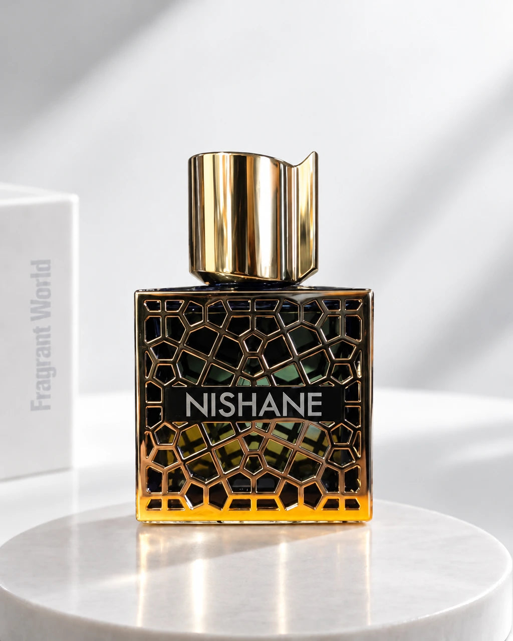 Nishane MANA | Recreate @visual reference 2 exactly as it is but my fragrance instead of the one in it, very naturally.